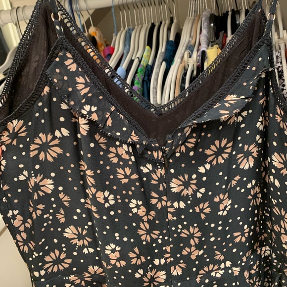 Jumpsuit - Picture 8 of 10